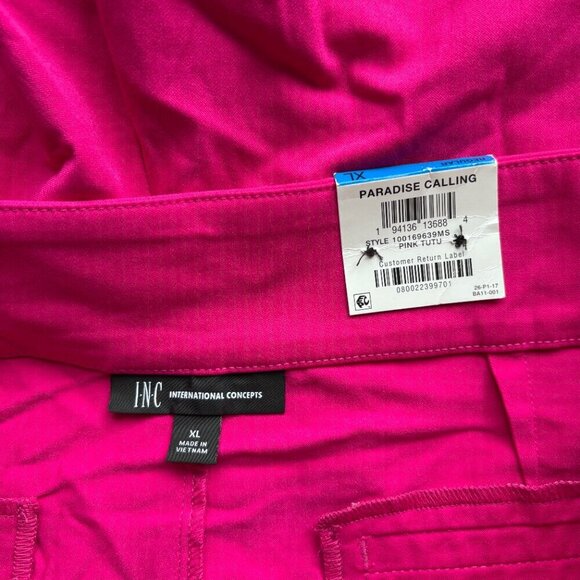 I.N.C. International Concepts Women's Hot Pink High-Rise Pleated Shorts NWT - Picture 7 of 7